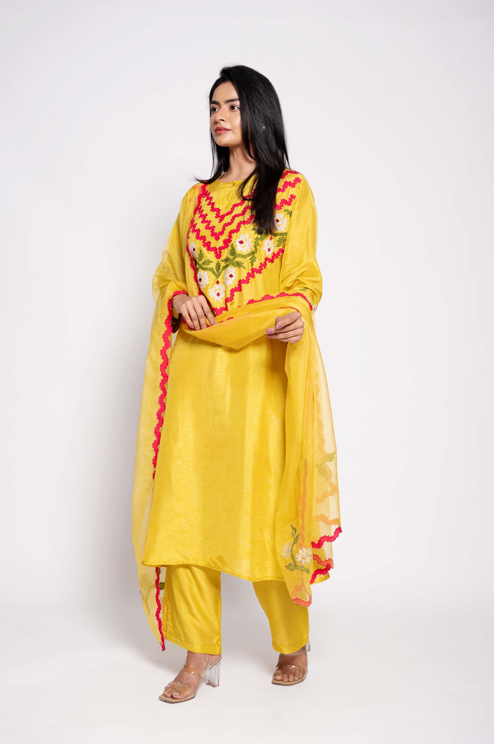 Applique designed Kurtaset & Dupatta