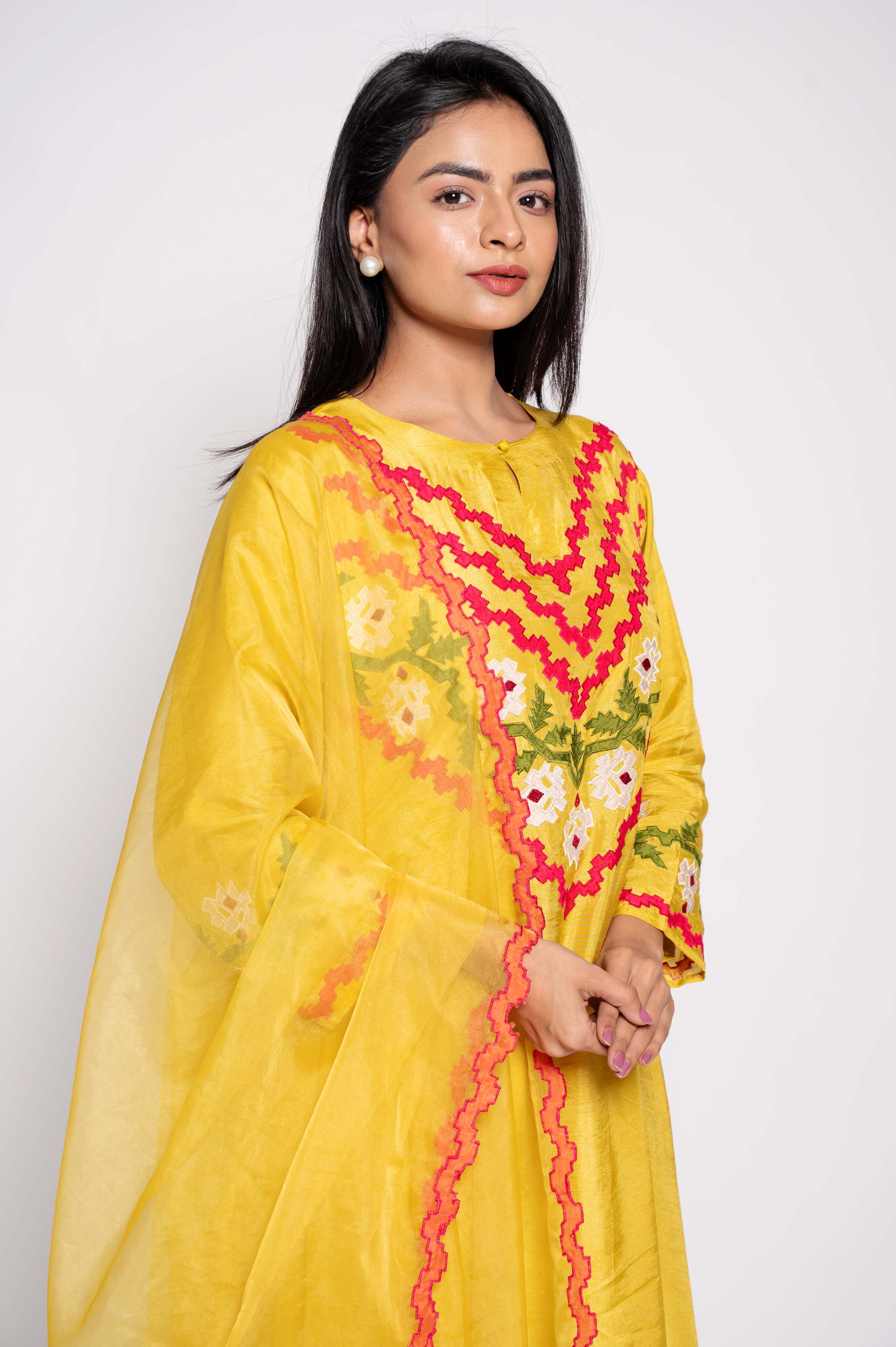 Applique designed Kurtaset & Dupatta