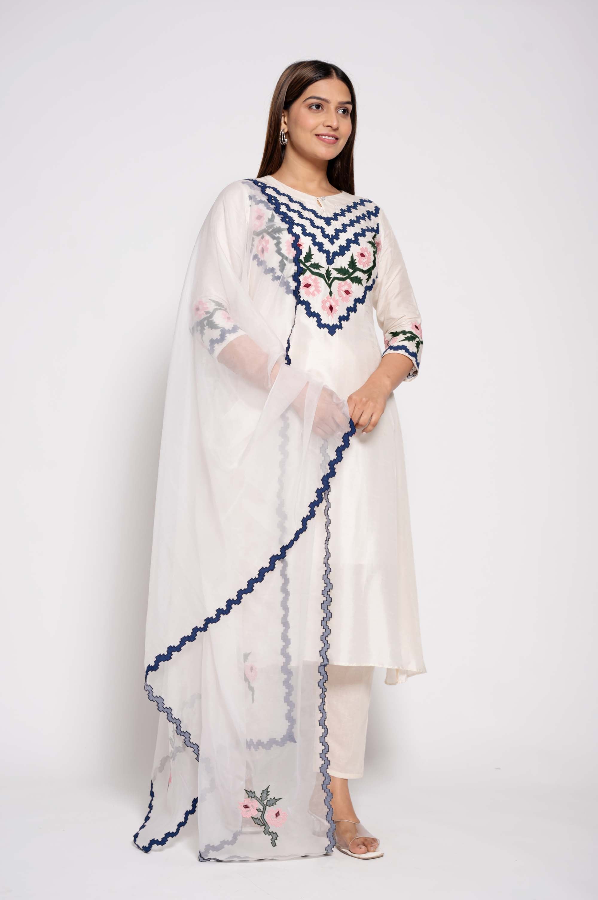 Applique designed Kurtaset & Dupatta