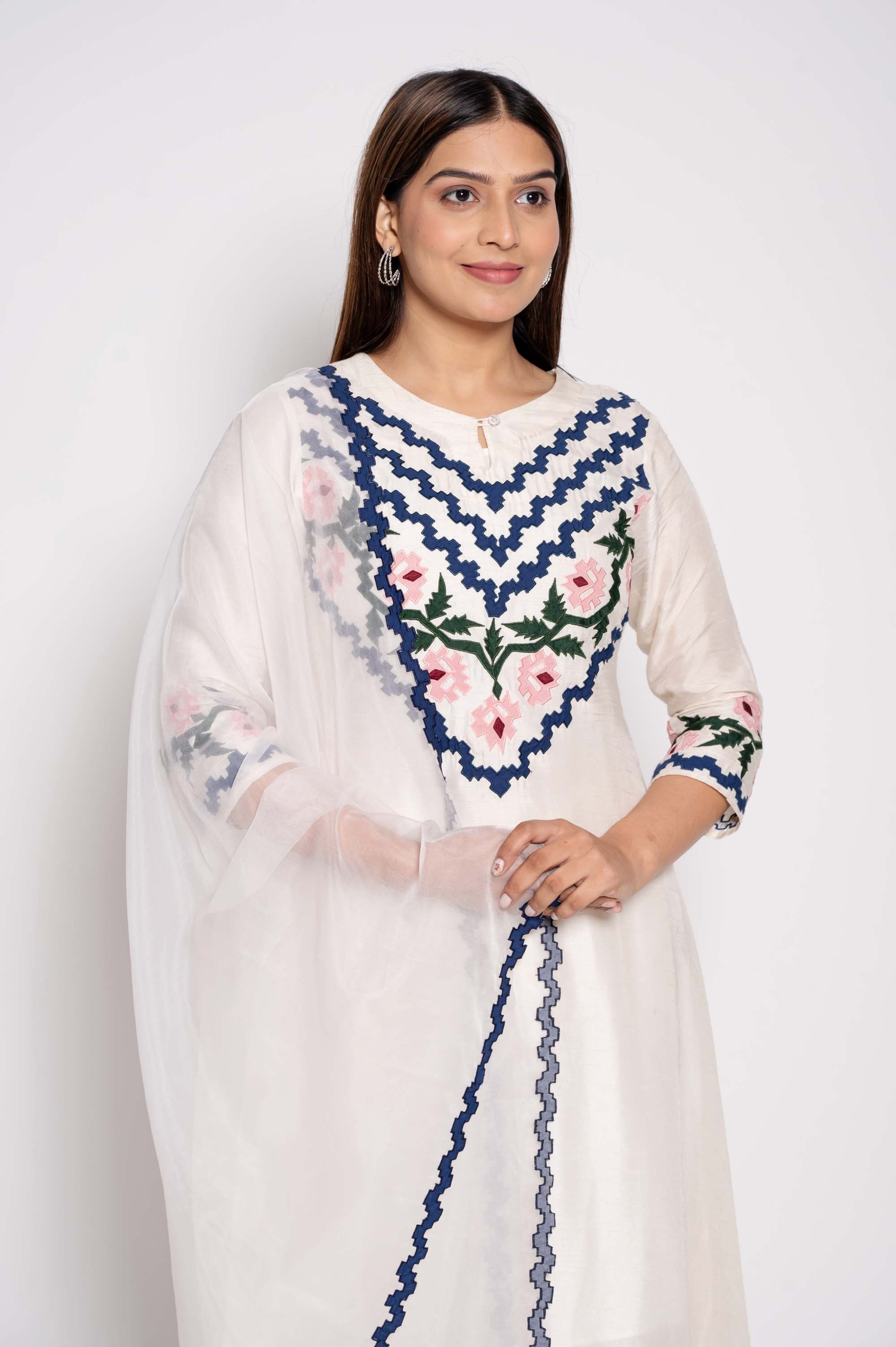 Applique designed Kurtaset & Dupatta