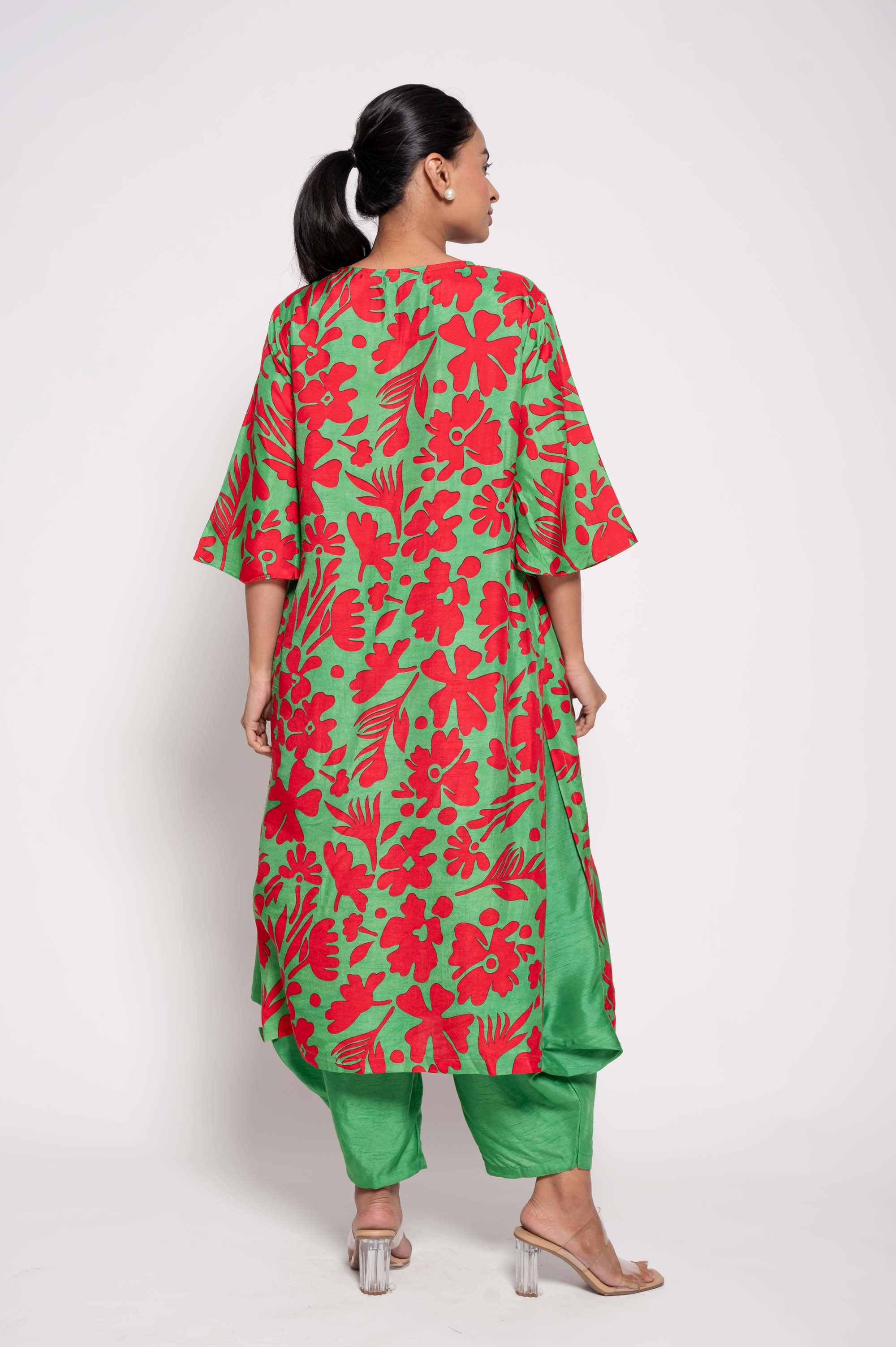 Printed Kurta Set with Glasswork in Neckline