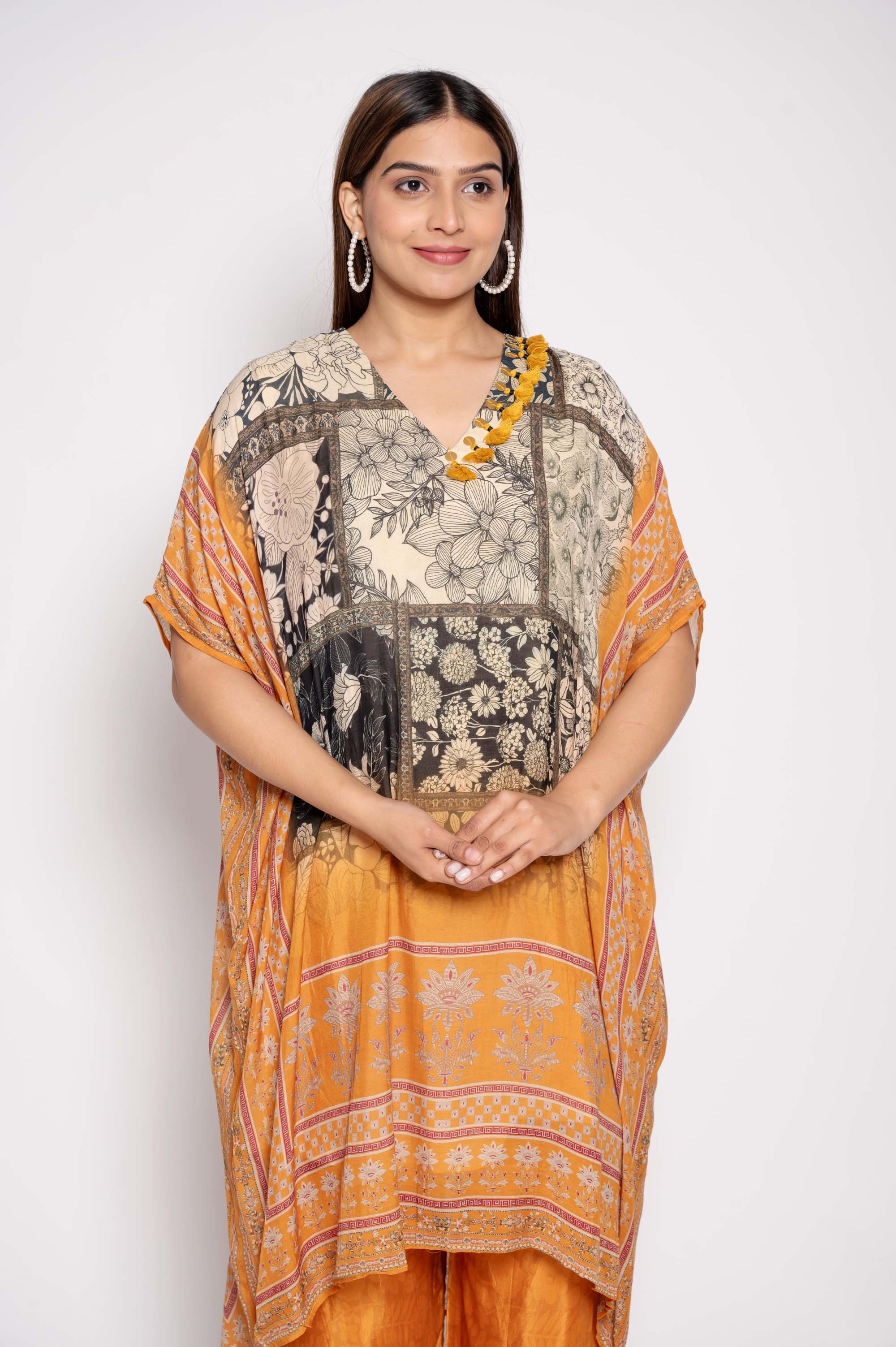 Printed Kurta Set with tasselwork in neckline