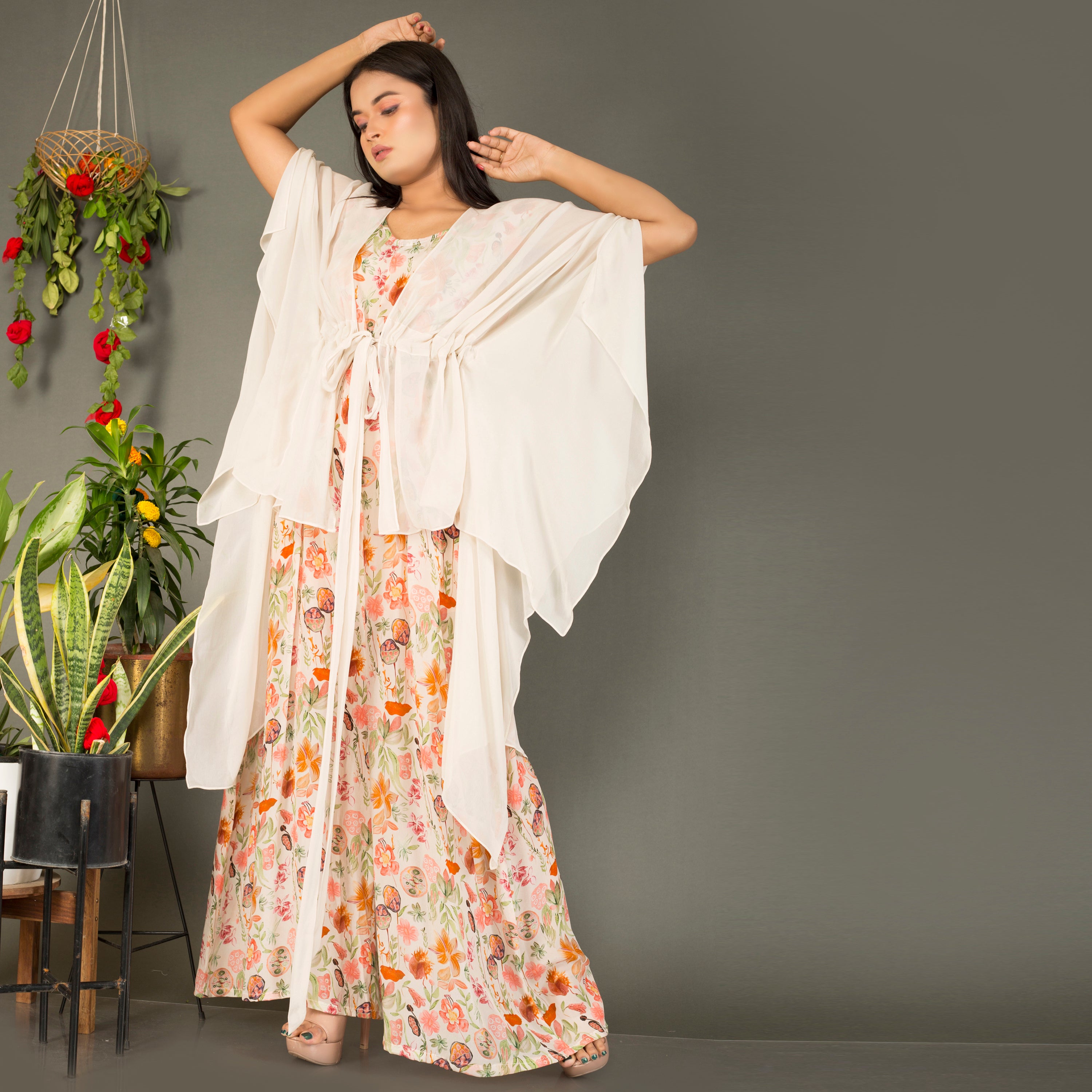 Flowy floral jumpsuit with jacket