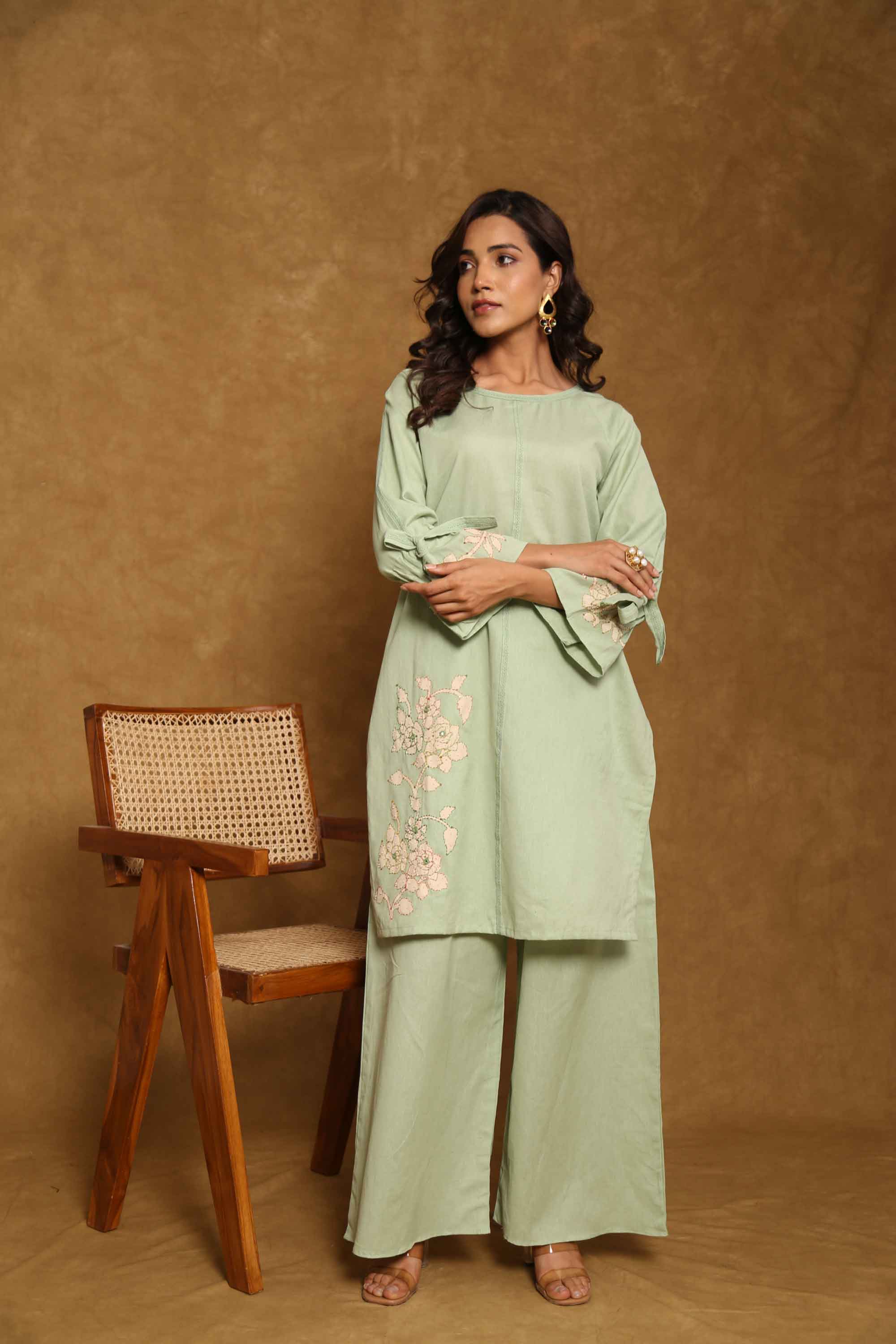 Appliqued Urban Kurta set