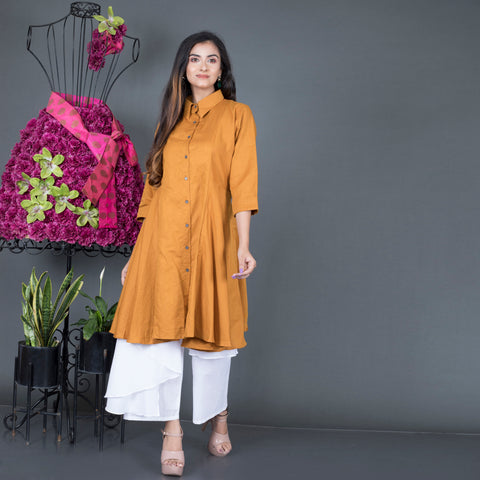 Collar style kurta set