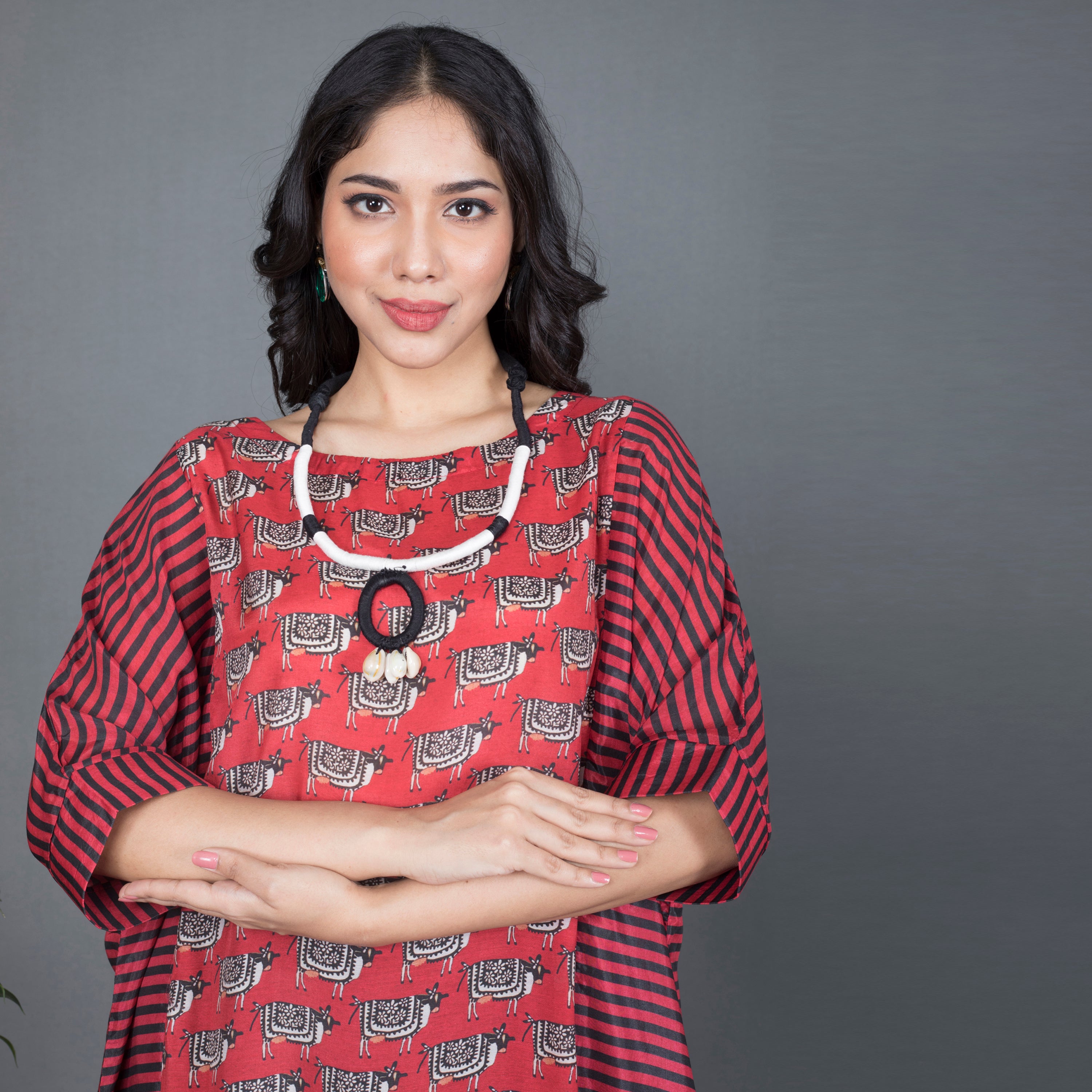 Printed kurta set with neckpiece