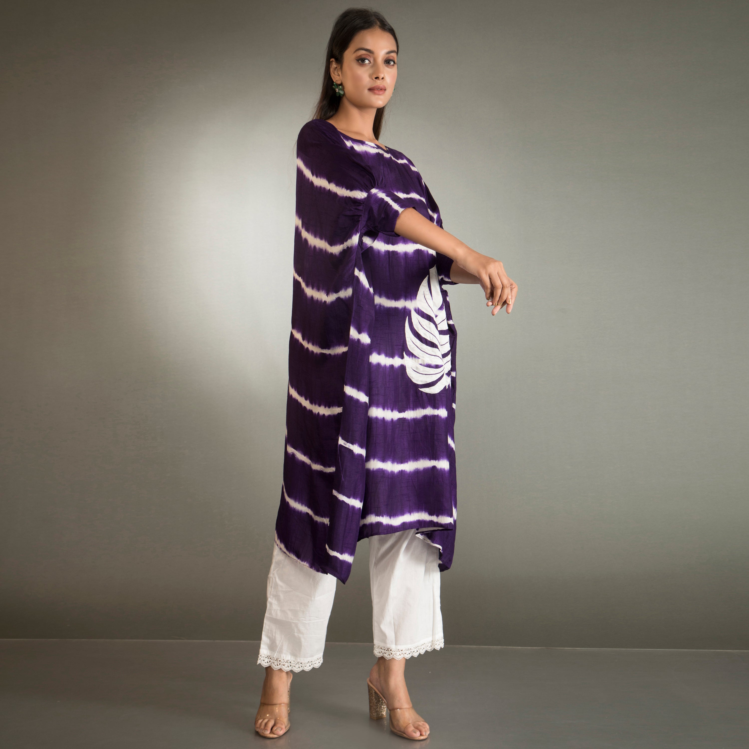 Tie dye applique work kaftan kurta set