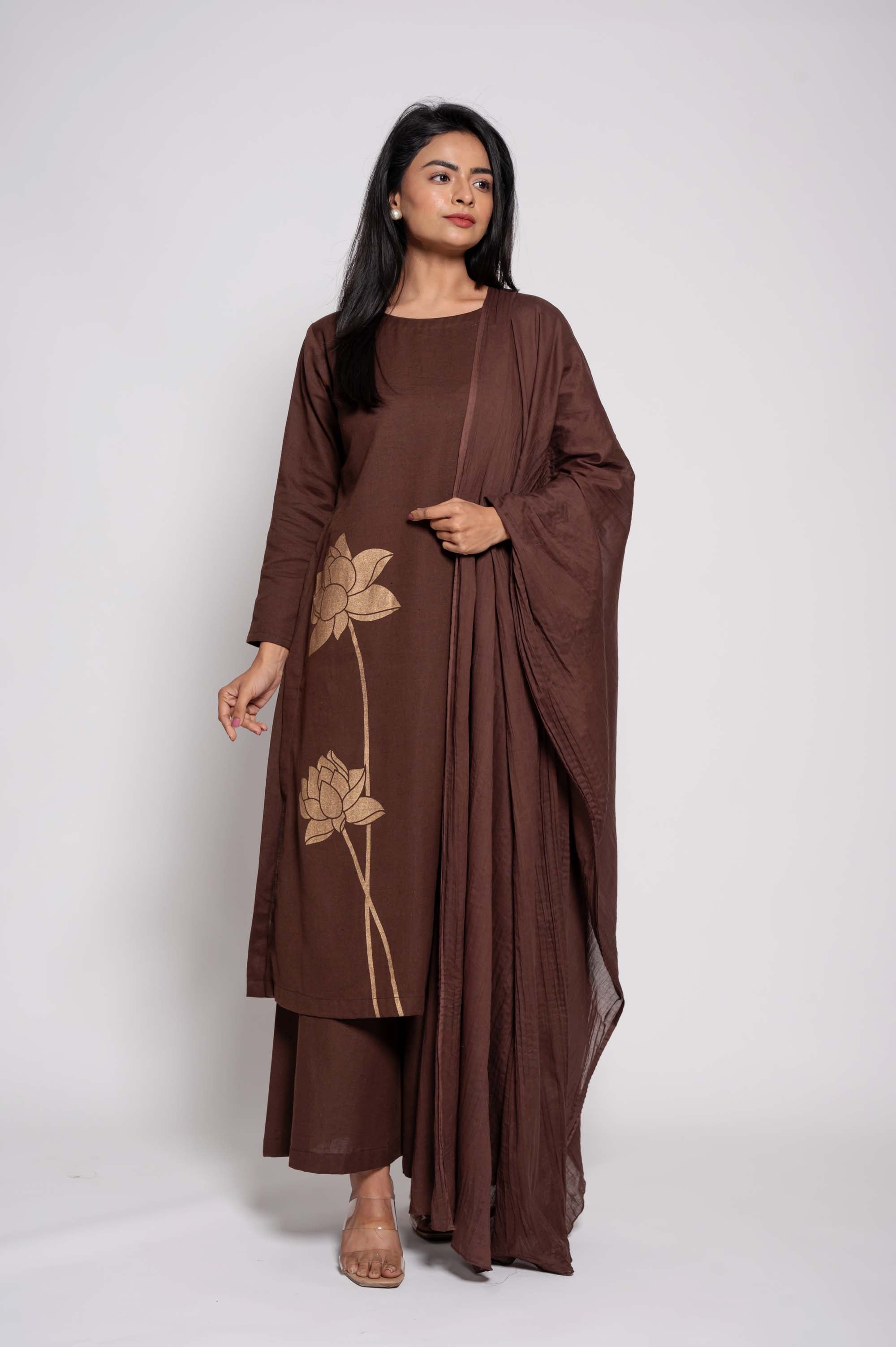 Kurta set with crushed dupatta