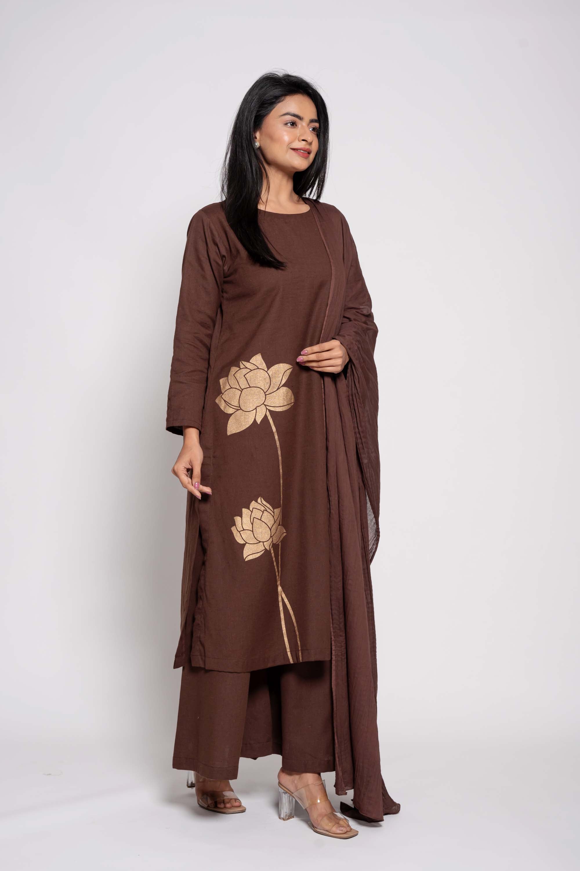 Kurta set with crushed dupatta