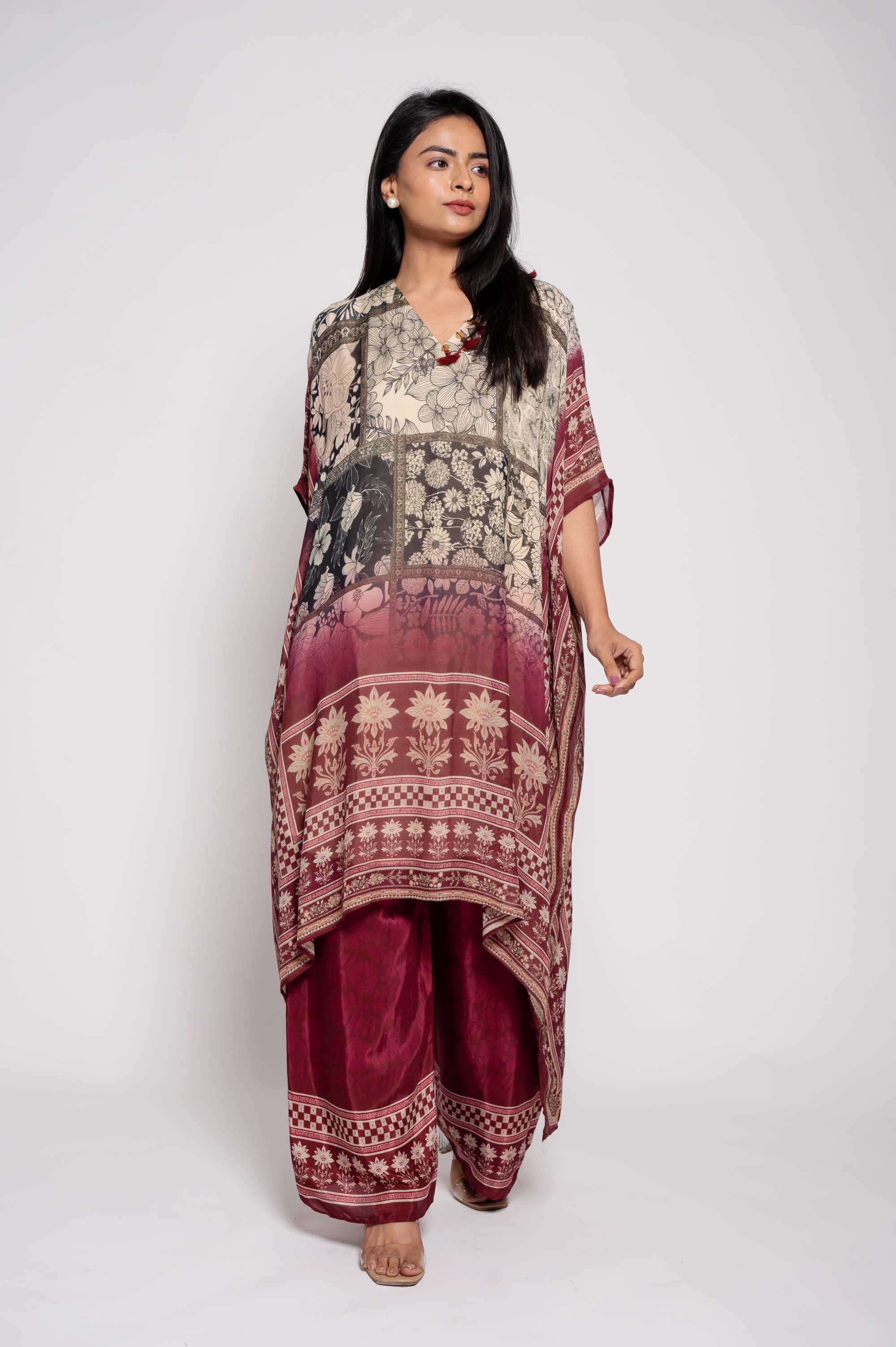 Printed Kurta Set with tasselwork in neckline