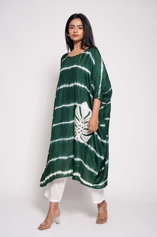 Baggy style Kurtaset with Leaf Applique