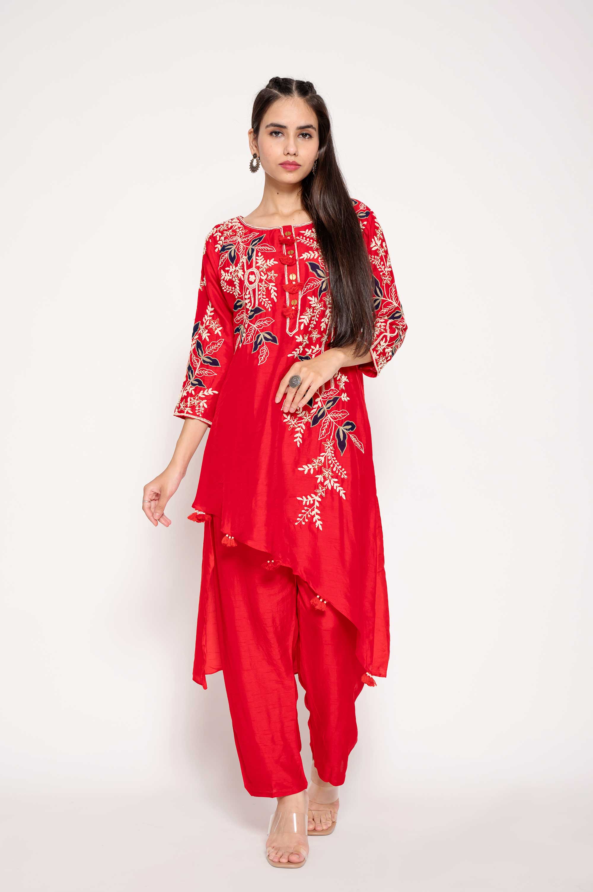 Modern Embroidered Kurtaset