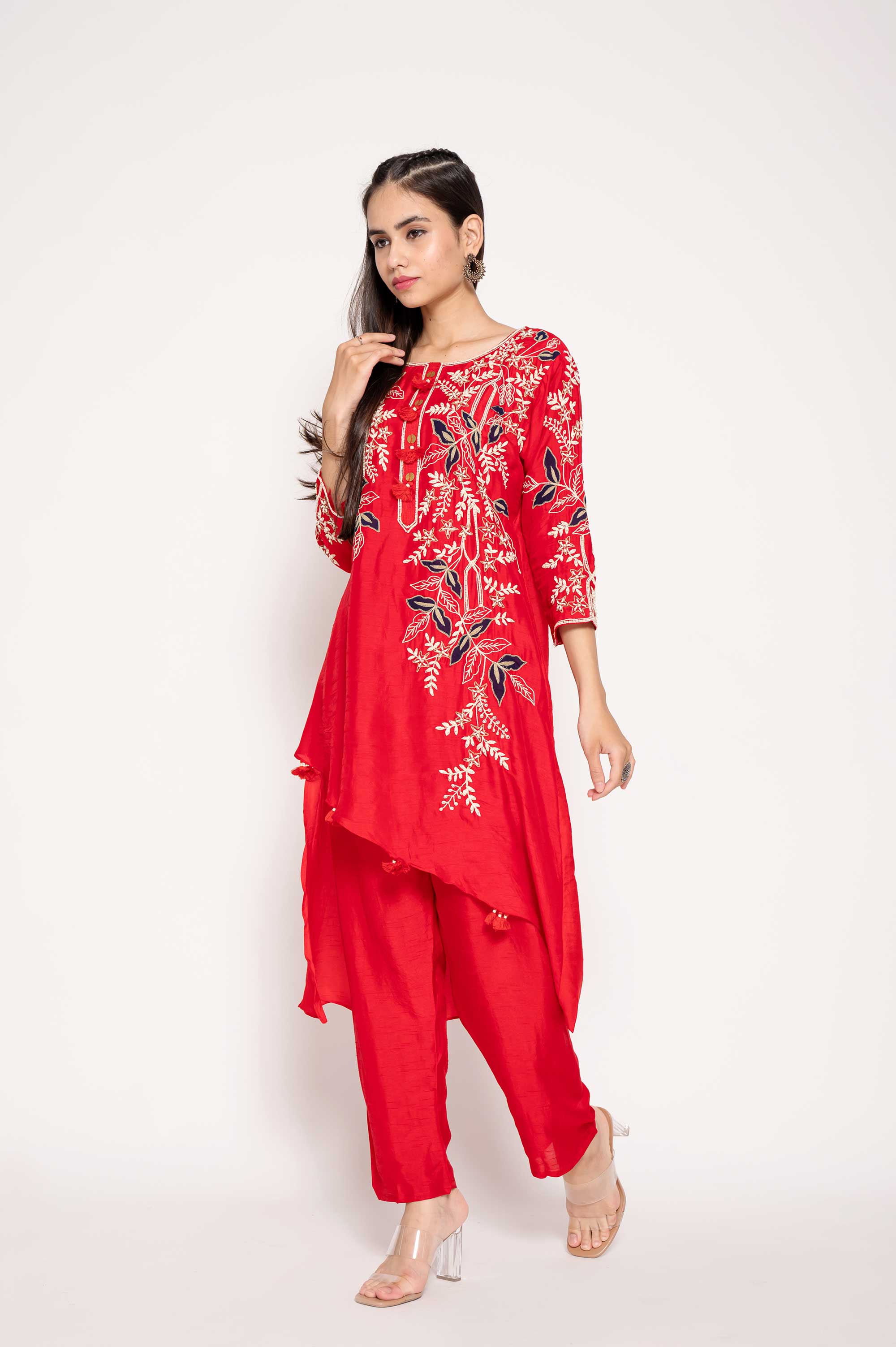 Modern Embroidered Kurtaset