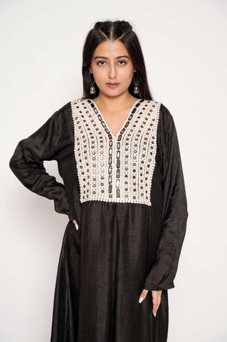 Contrast Glasswork-Yok Kurta Set